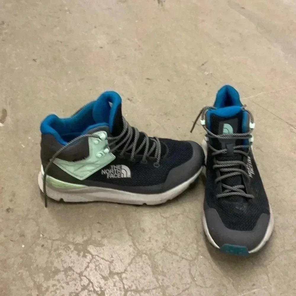 The North‎ Face  booties